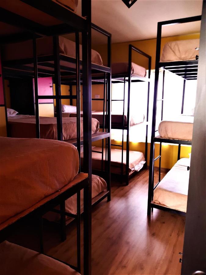 Happy Tree Hostel Peru Lima Exterior photo